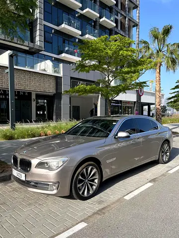 BMW 730Li 2015 GCC Specs - Excellent Condition