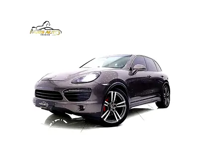 PORSCHE CAYENNE S GCC IN GOOD CONDITION