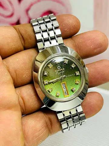 Omax Classic Mens Automatic Watch with Green Dial and Day-Date