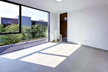 Ready to Move | Freehold | 4BHK+Maid