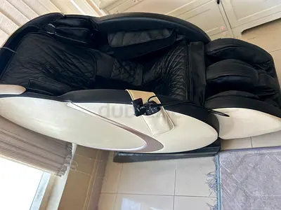 Full-Body Black  White Massage Chair in Good Condition