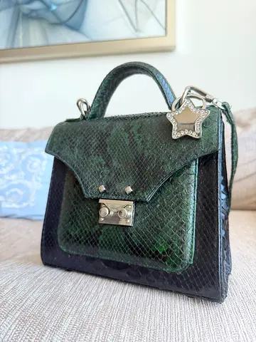 Luxury Python Skin Bag – Emerald Green  Black – Statement Piece