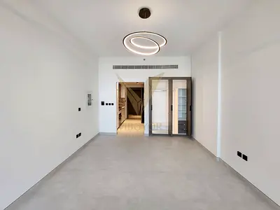 Brand New Studio | Fitted Kitchen | Ready to move