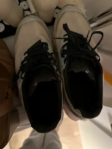 On Cloud light grey casual sneakers, size approx. EU 39 (good condition)