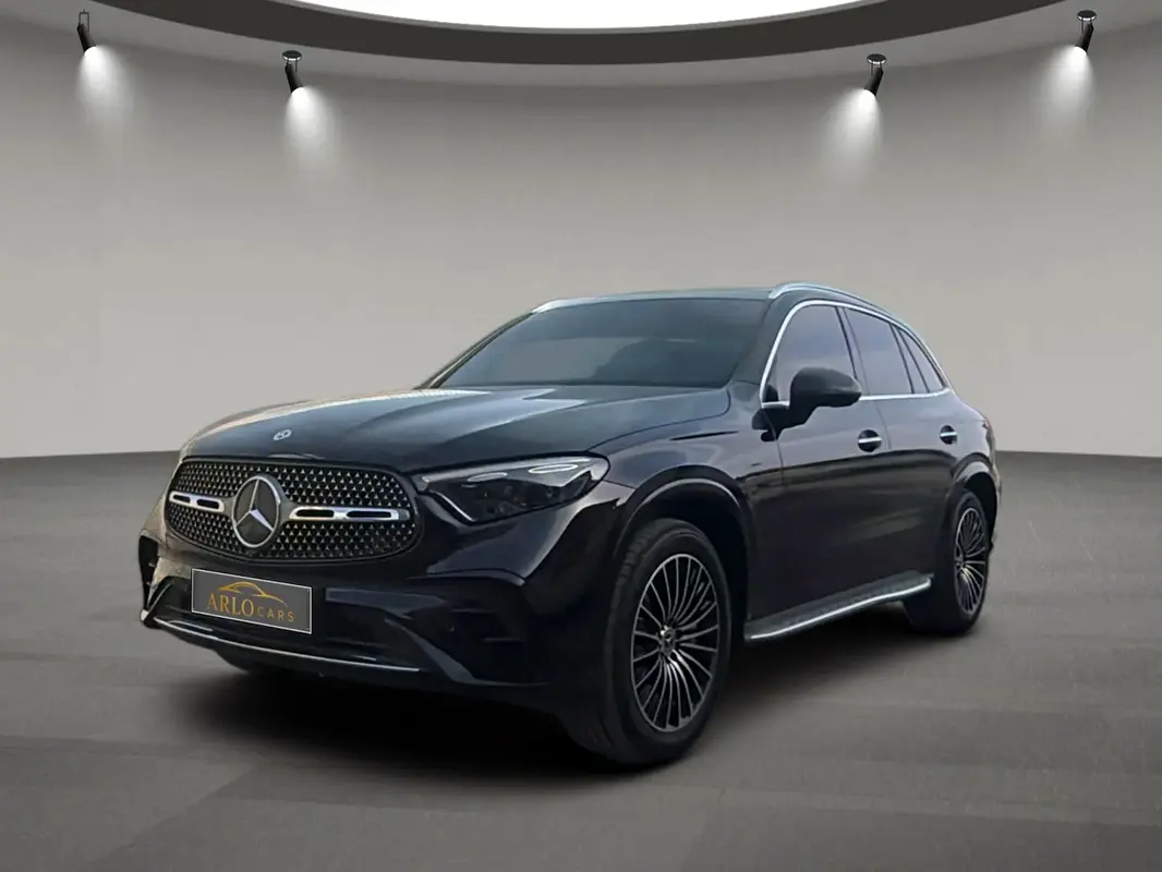 Mercedes-Benz GLC-Class 2025 — photo 1 of 12