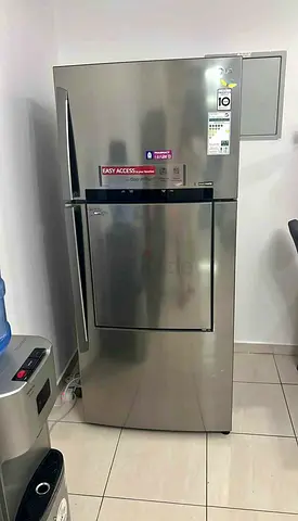 LG New Model Fridge door in door excellent condition