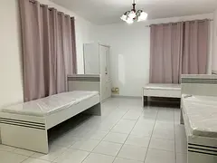 Executive ladies bedspace available in Mankhool