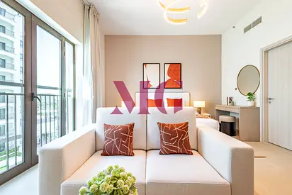 Elegant Studio | Golf View | Vacant | Water’s Edge