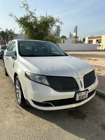 Lincoln MKT Model 2014 (GCC Spec)