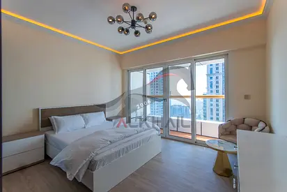 Palm Views | Fully Upgraded | Maid Room + Balcony | Furnished
