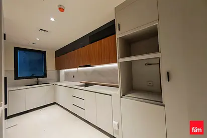 Brand New / Prime Location / Fitted Kitchen