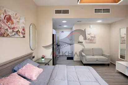 FURNISHED - NEWLY UPGRADED - WITH PARKING - EASY VIEWING