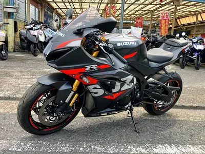 Suzuki gsxr 1000 clean title japan import