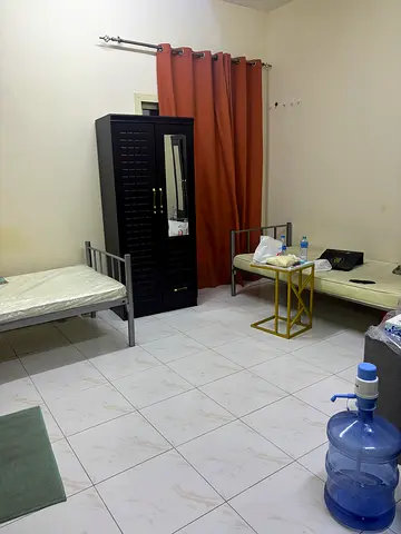 Bed space available 550