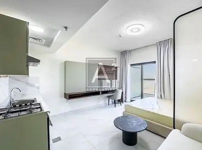 HIGH FLOOR - FURNISHED - 15 MINS AWAY FROM METRO