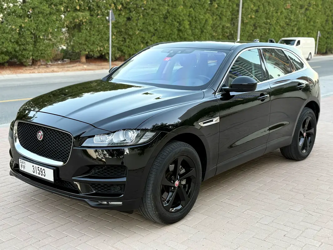 Jaguar F-Pace 2018 — photo 1 of 20