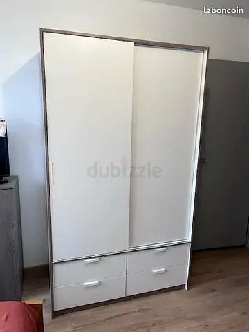 White Sliding Door Wardrobe with 4 Drawers - Good Condition