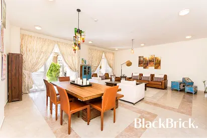 Rare Unit | Lake View | Exclusive