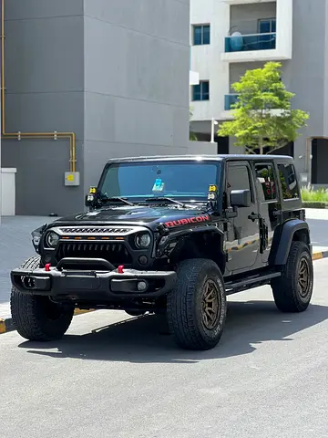 Jeep Wrangler Sahara 2016 - Canadian Specs