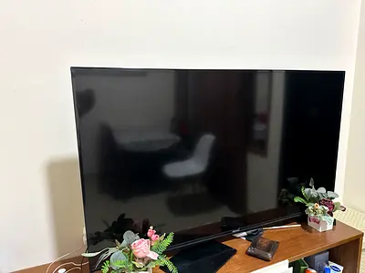 40-55 inch Hisense LED TV - Good working condition