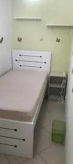 SINGLE ROOM. NEXT TO METRO