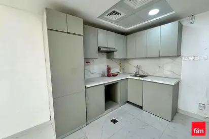 High Floor | Near Metro | Flexible cheques