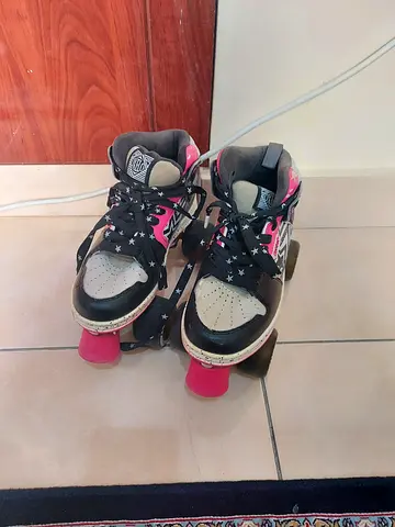 Oxelo quad roller skates