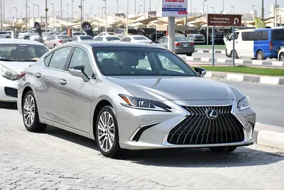 Lexus ES 350 2021 - GCC/Other Specs - Excellent Condition