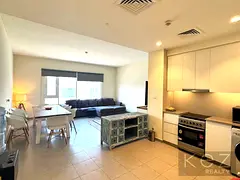 Corner unit l UnFurnished l Close to Pool &amp; Park