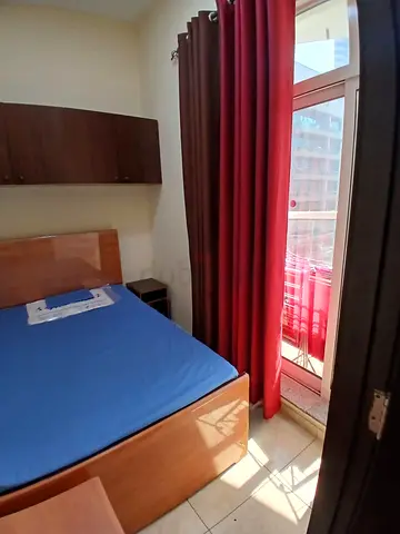Partition Room Near Dubai internet City Metro In Barsha Height(Tecom) Dubai