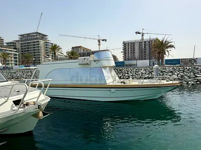 🚤 Spacious Well-Maintained Family Yacht – Ready to Use! Price is Negotiable 💵