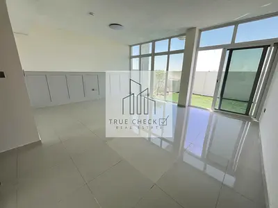 Fully Extended | L Shaped Garden | Single Row | Well Maintained