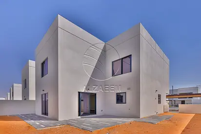 Single Row CORNER | Premium and High End Location