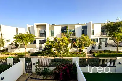 3 Bedroom Single Row Property For Rent