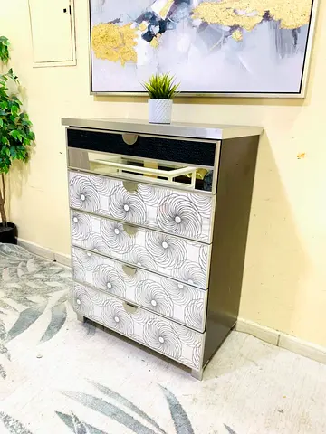 Modern Mirrored Chest of Drawers with Decorative Front Panels