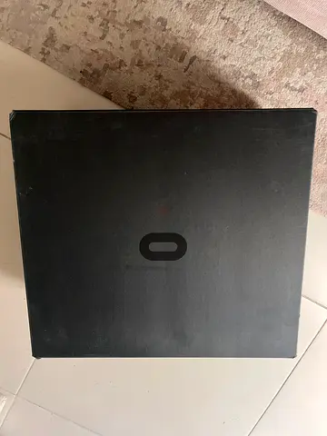 Oculus VR Headset (Original Box) - Good Condition