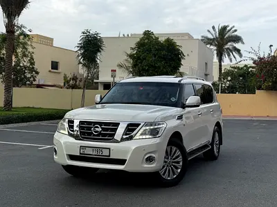 Nissan Patrol LE Titanium 2017 GCC Specs - Service history in agency - Original paint - No off-road