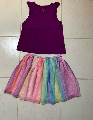 Top and Skirt set HnM 6-8Y