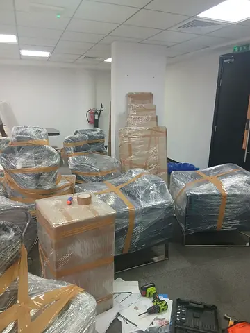 LOWER CHEEP MOVERS FURNITURE PACKING AND PICKUP DELIVERY SERVICE AVAILABLE ALL UAE 24/7