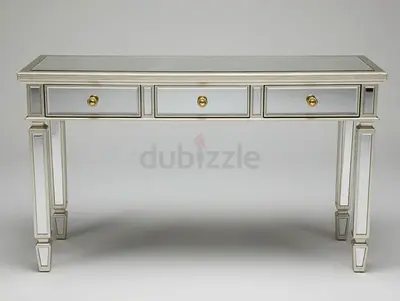 Stunning Mirrored Console Table – Elegant Silver Mirrored Hallway / Entryway Piece!