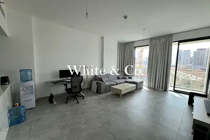 Spacious | Stylish Kitchen | Vacant April