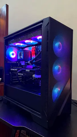 Rtx 5080 + i9 14900K high end gaming pc