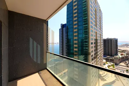Modern 1BR |Panoramic Views | Balcony | High Floor