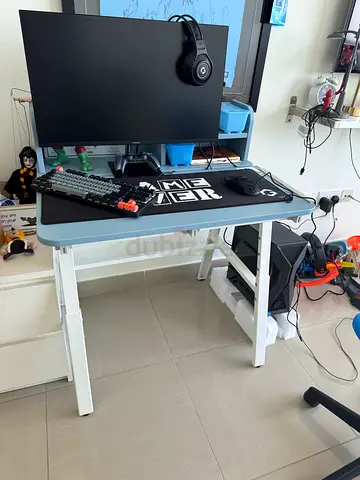 Used modern rectangular gaming desk