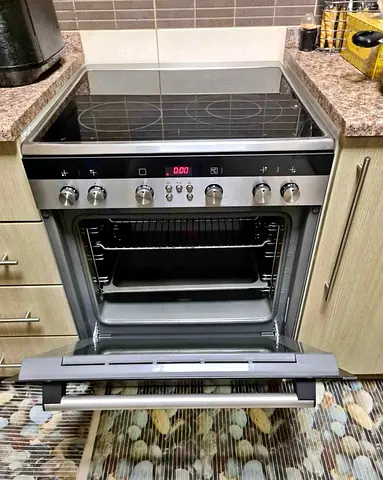 Siemens electric cooker 60x60cm