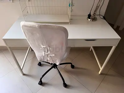IKEA White Study Desk with Swivel Chair table lamp and Wire Shelf