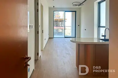 Brand New | Modern Layout | Multiple Cheques