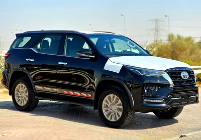 2025 Toyota Fortuner SR5 - GCC Specs - Brand New!