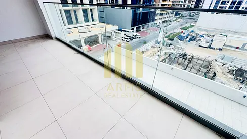 1 MONTH RENT FREE | BRAND NEW | METRO & SZR ACESS