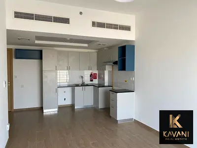 Spacious 3 Bedroom | Family Community | Close to Metro